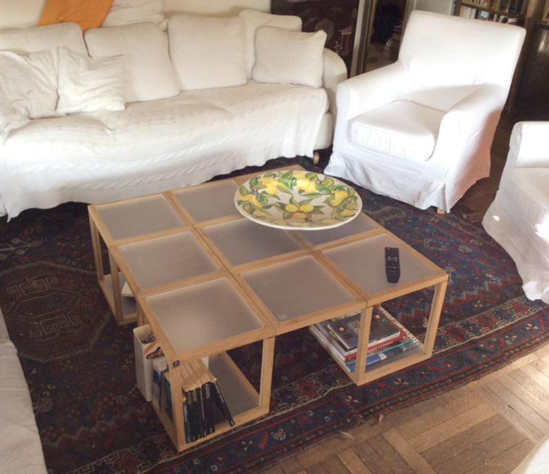 Tavolino per  soggiorno e divani modulare componibile zia Babele in legno design moderno