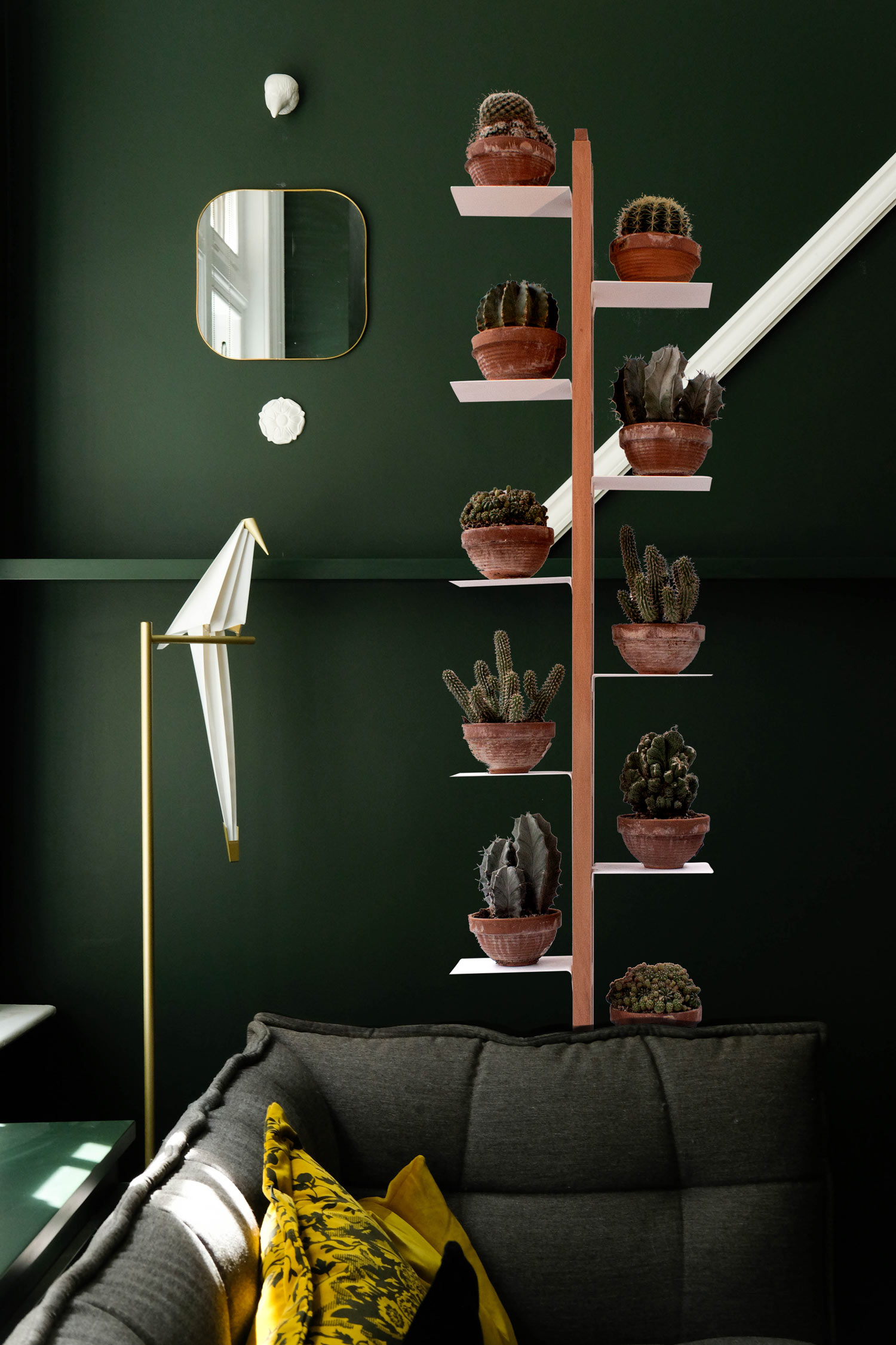 Porta vasi e piante per interni in legno e metallo zia Flora sostene cactus e fiori