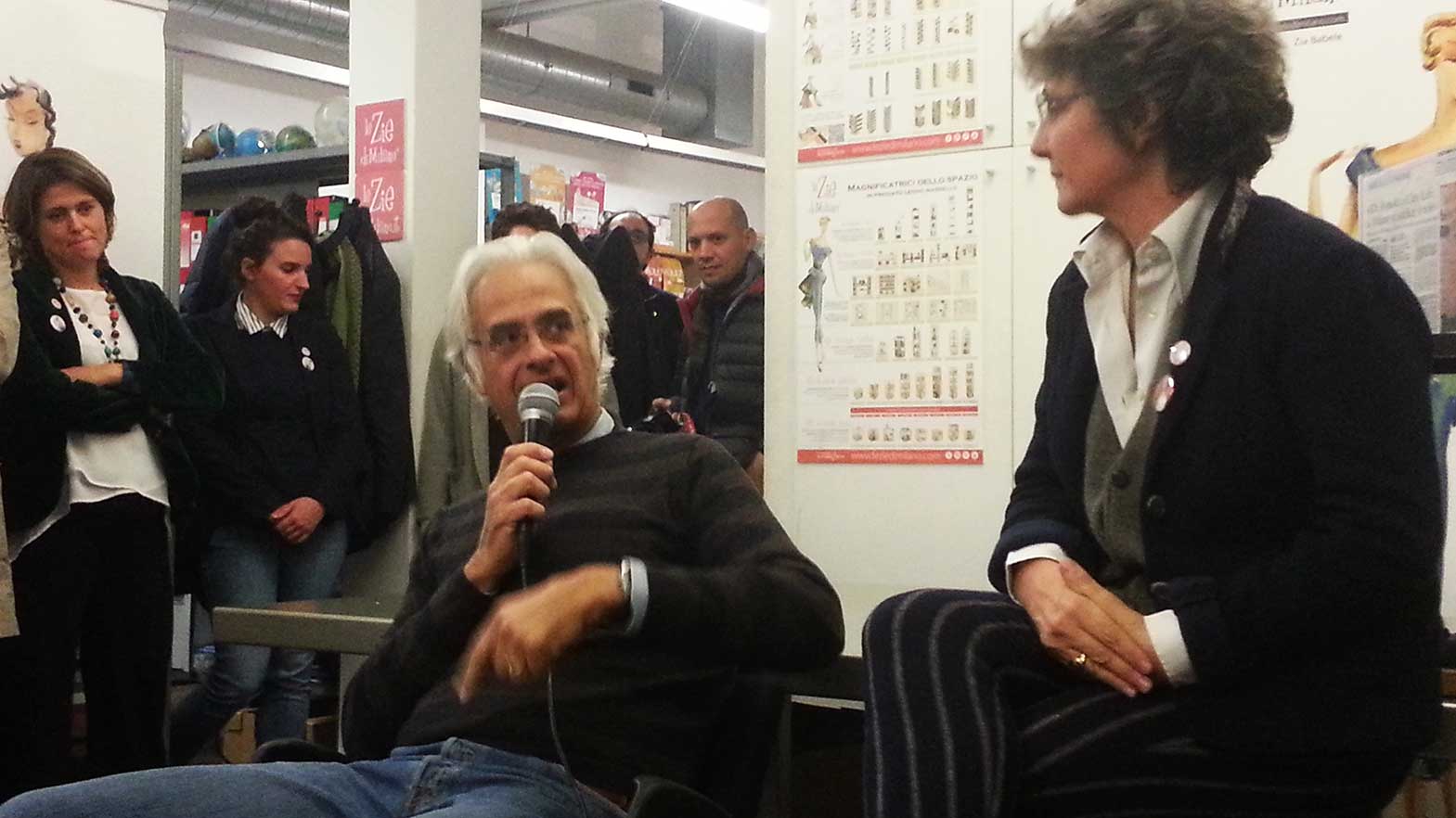Presentazione del libro "Intrigo a City Life. Le inchieste dell'8° Distretto" di Massimo Milone ospitata da Le Zie di Milano